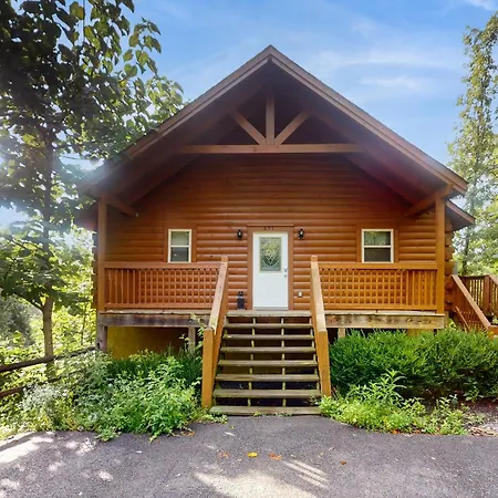 Deer Pass Lodge